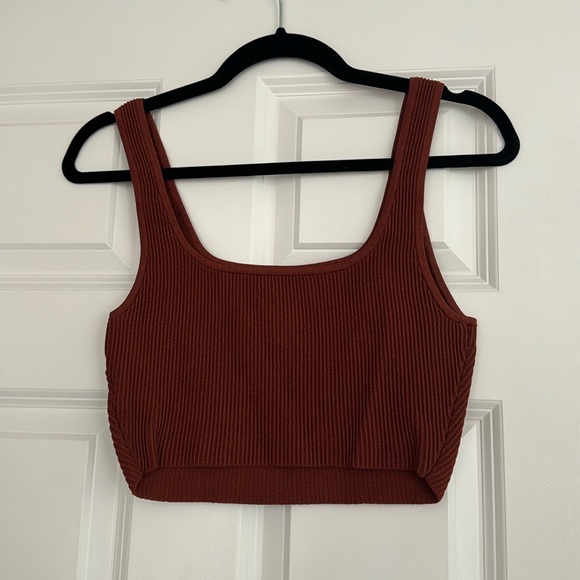 Aritzia Babaton Sculpt Knit Cropped Tank Sz L Rich Copper - Picture 2 of 5
